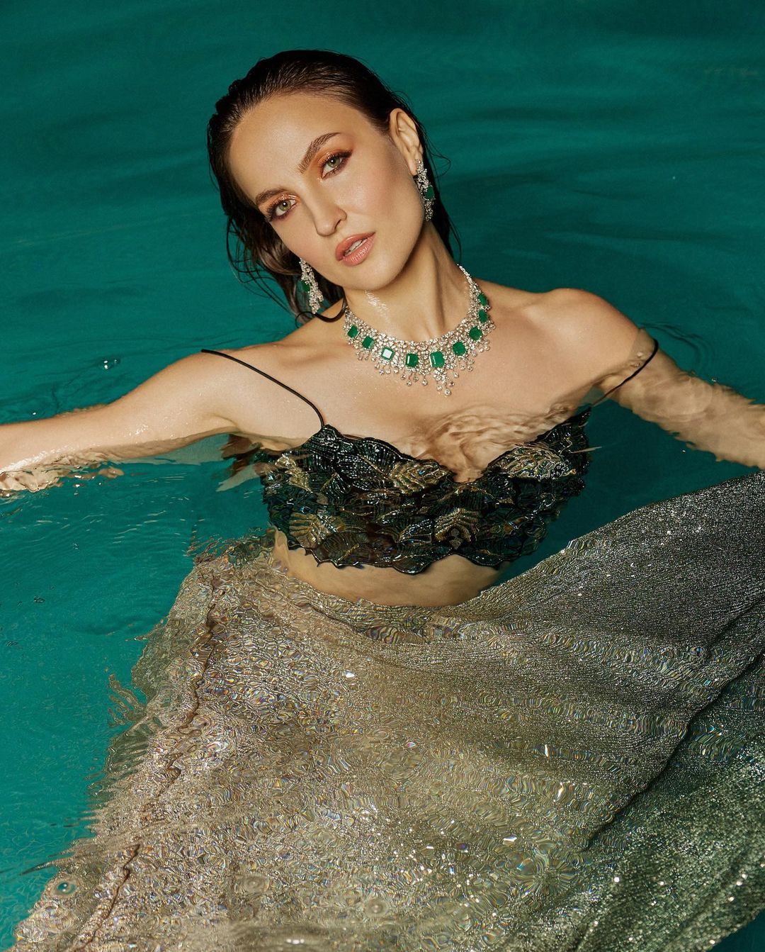 INDIAN ACTRESS ELLI AVRRAM IMAGES IN GREEN LEHENGA CHOLI 2